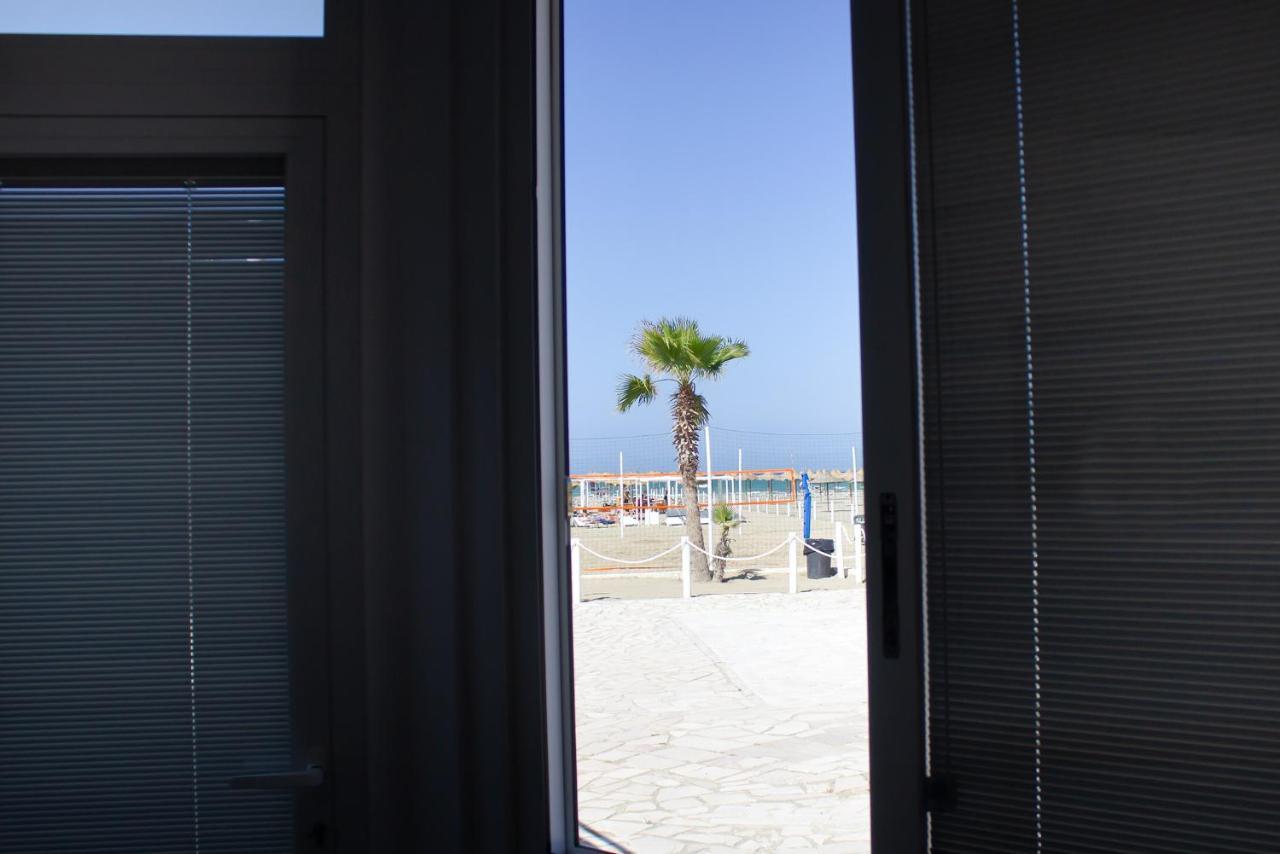 Aurora Beach & Suite Margherita Di Savoia Exterior photo